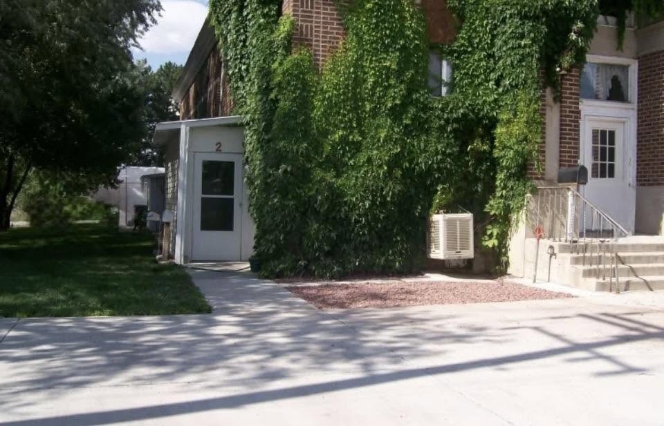 Ground-floor unit entrance at Chapel House Apartments